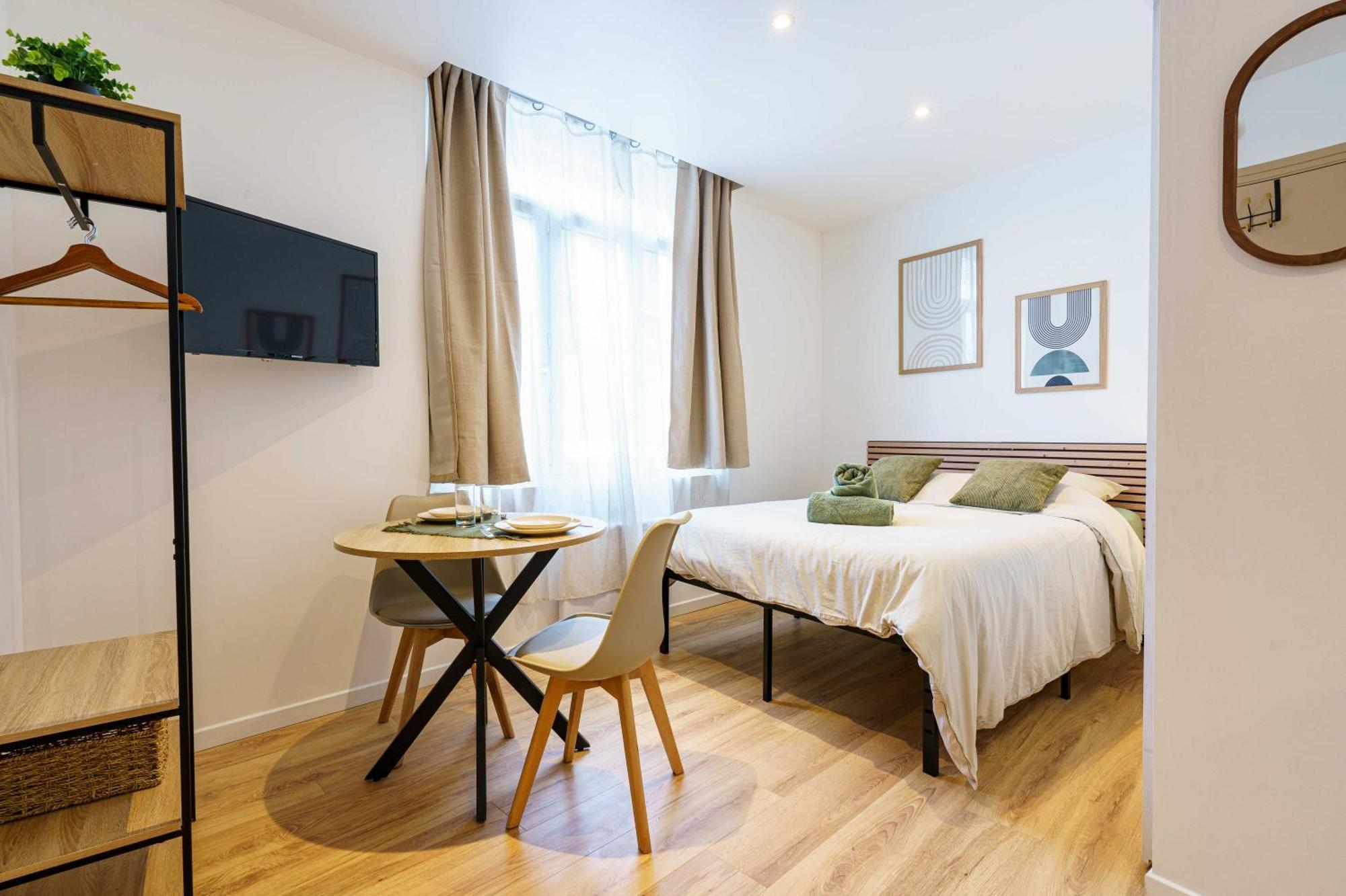 Studio Ensoleille 2Pers Wifi Saint-Quentin  Luaran gambar