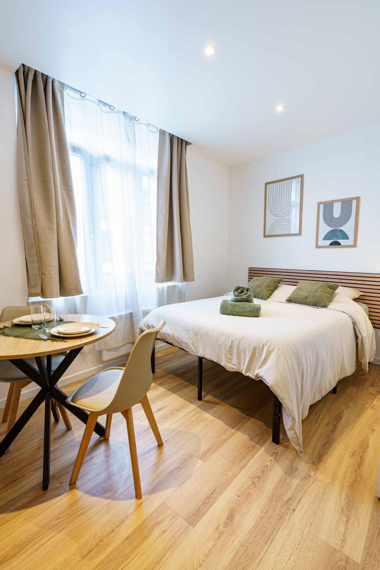 Studio Ensoleille 2Pers Wifi Saint-Quentin  Luaran gambar